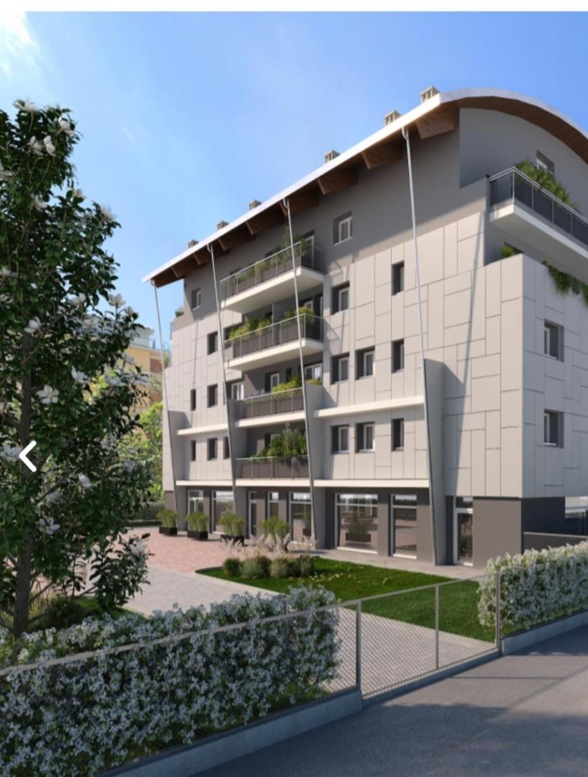 Miriam Apartment Bergamo Luaran gambar
