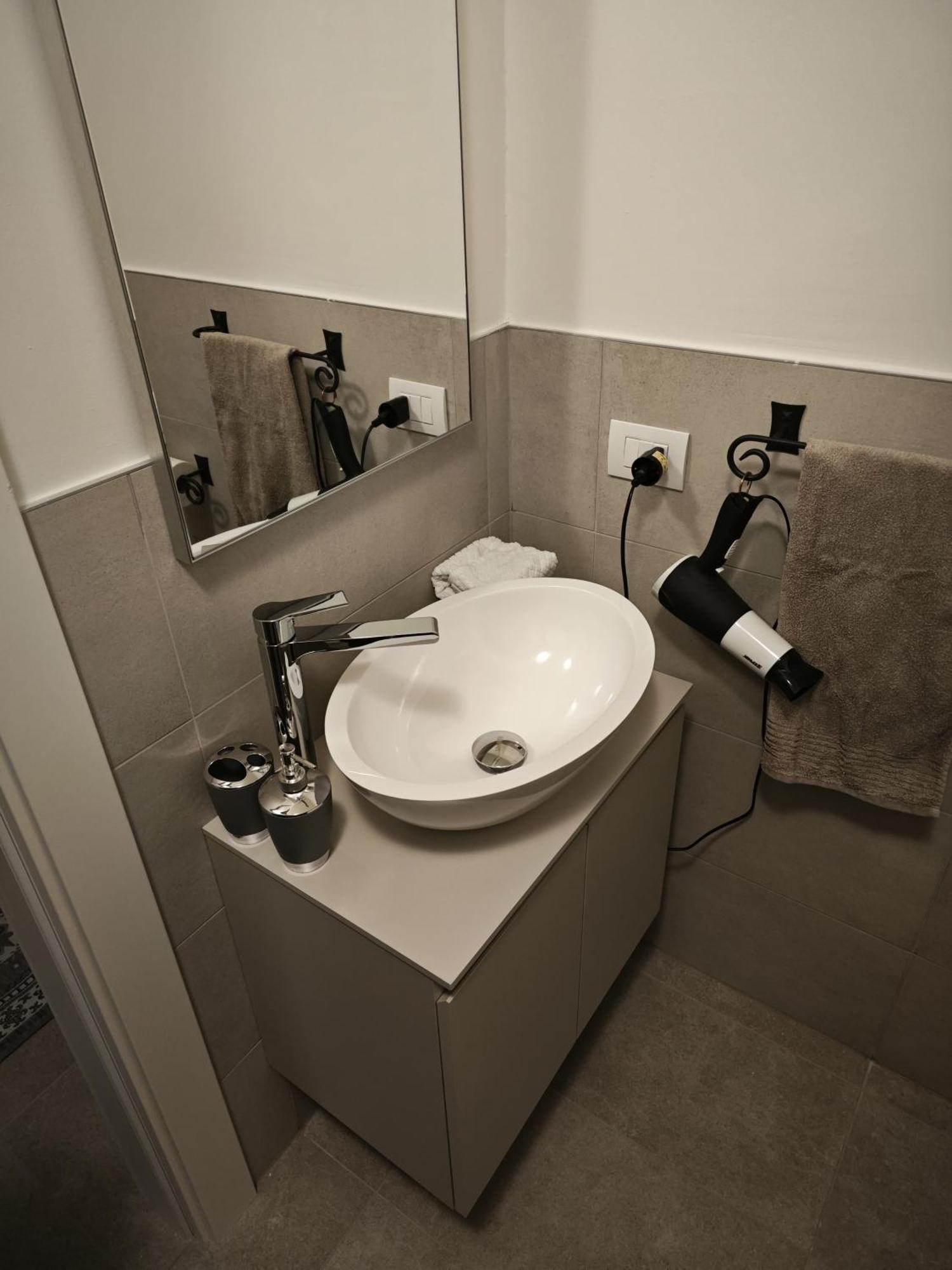 Miriam Apartment Bergamo Luaran gambar