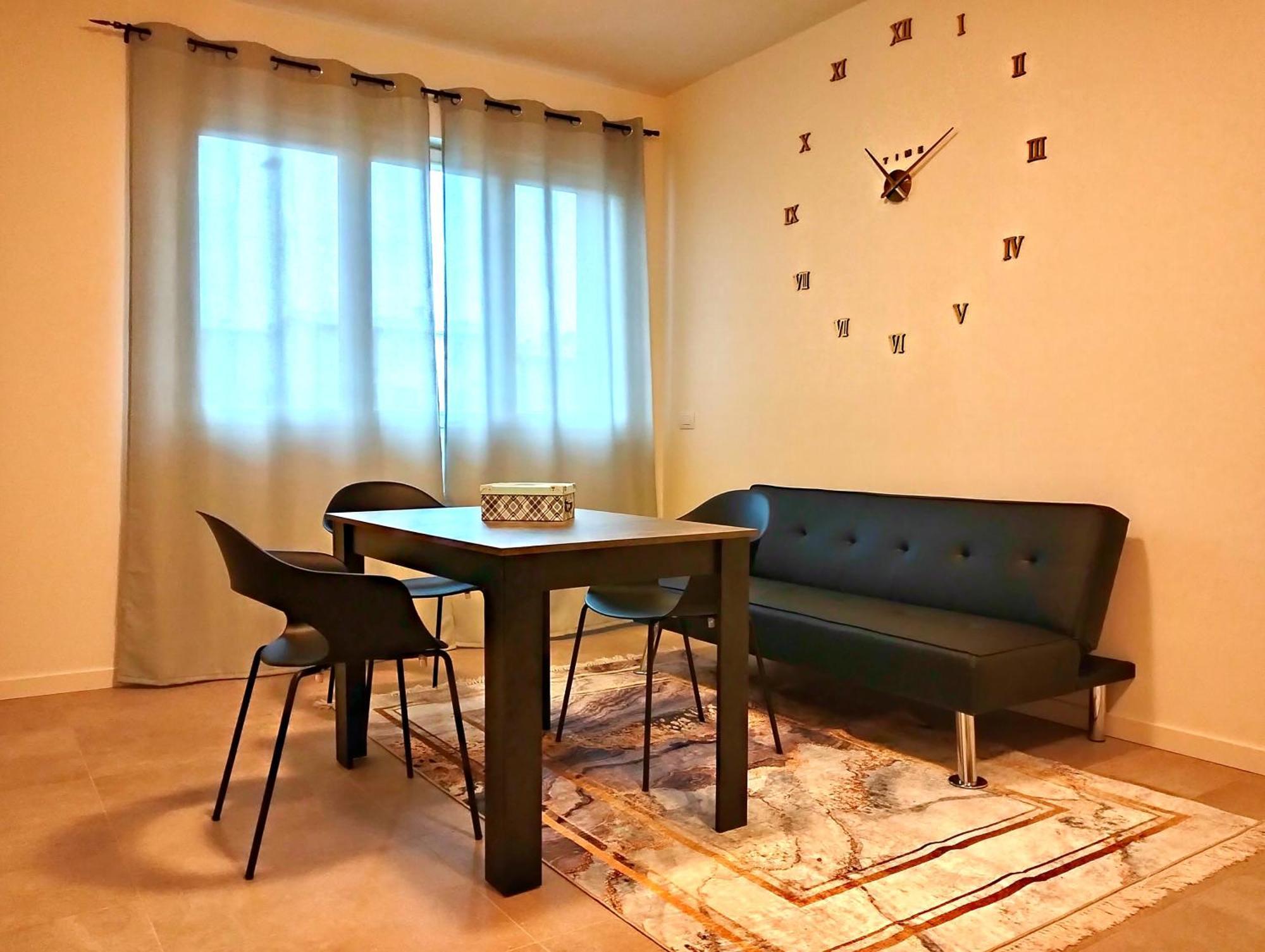Miriam Apartment Bergamo Luaran gambar